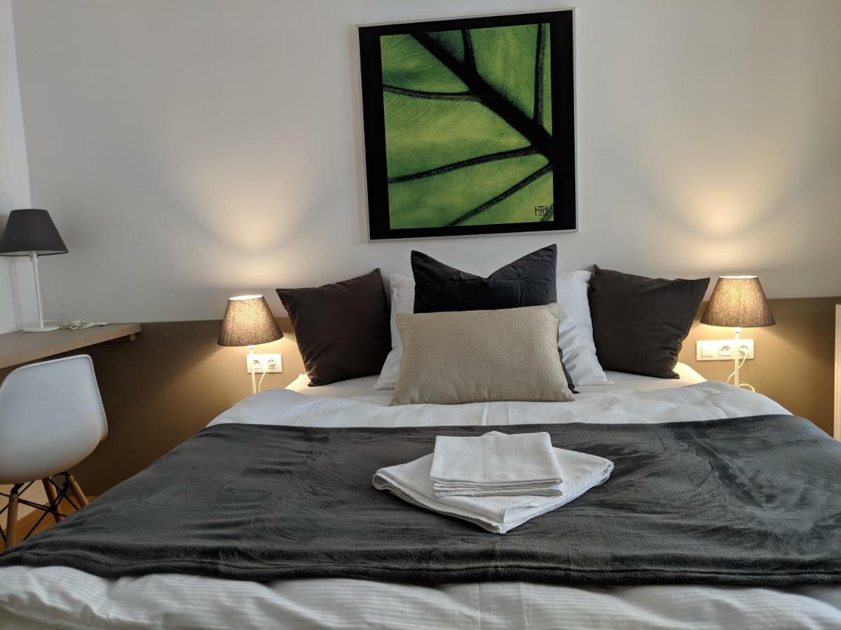 Ap 1 - Apartments 4U Brezinova "Overnight Simply" Hradec Králové Exterior foto